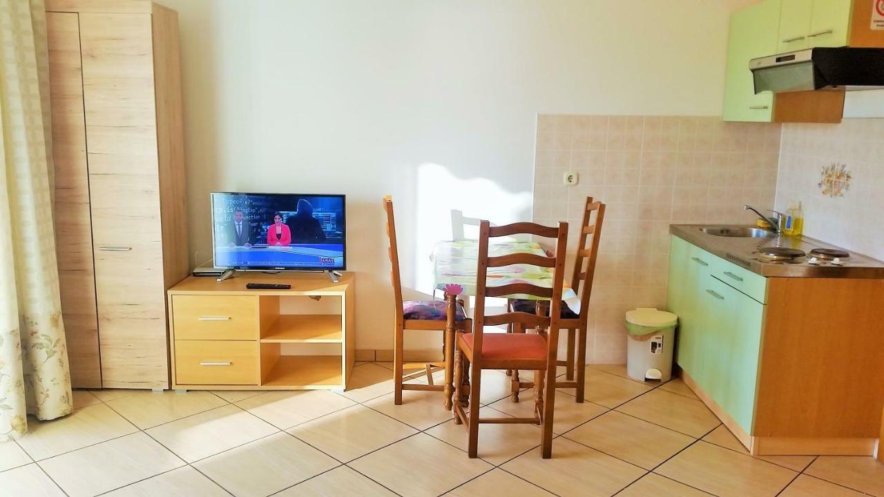 מאלינסקה Obala Apartment & Studios מראה חיצוני תמונה