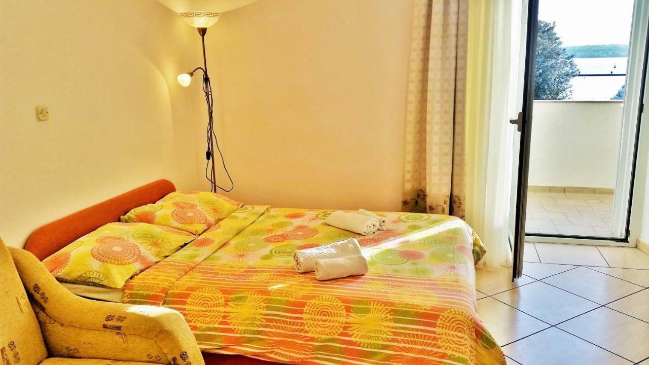 מאלינסקה Obala Apartment & Studios מראה חיצוני תמונה