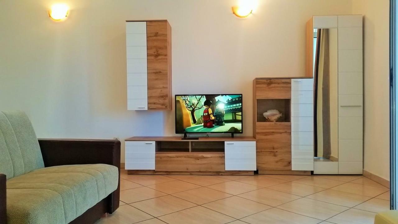 מאלינסקה Obala Apartment & Studios מראה חיצוני תמונה